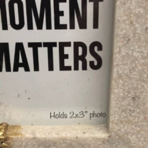 NWT Mini Picture Frame Resin with Gold Beads 2X3 - Picture 3 of 5